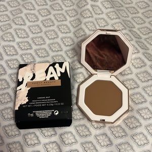 CHEEKS OUT FREESTYLE CREAM BRONZER BUTTA BISCUIT